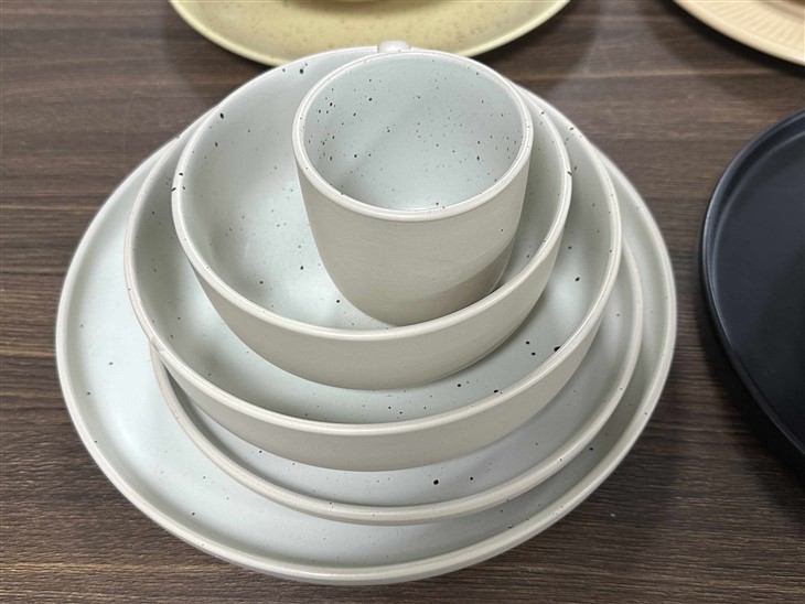 Wholesale High Quality Colored Glaze Ceramic Tableware Sets
