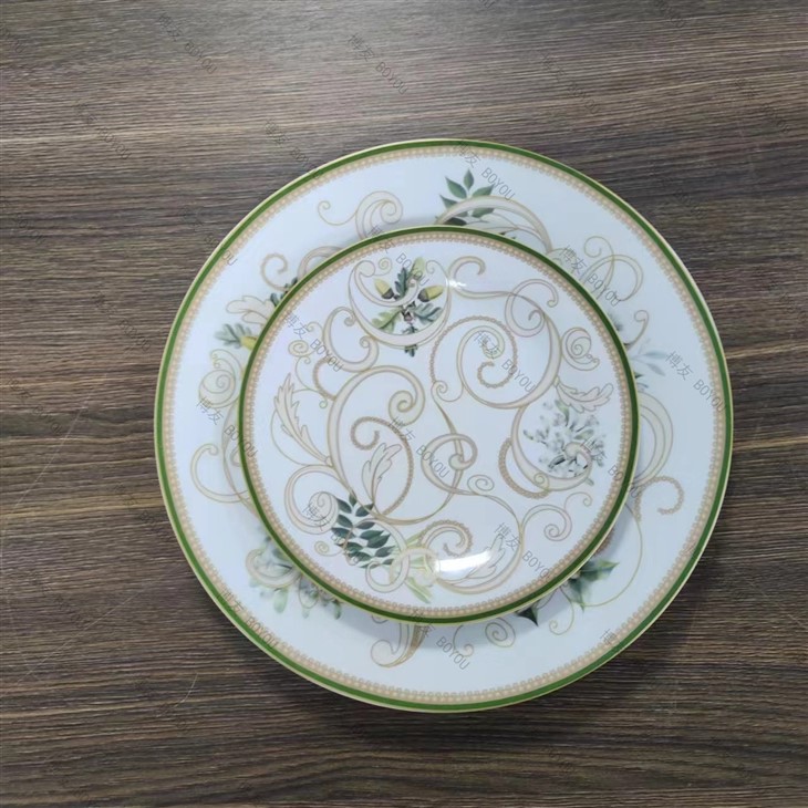 Ceramic Plate Set With Flowers And Color Line