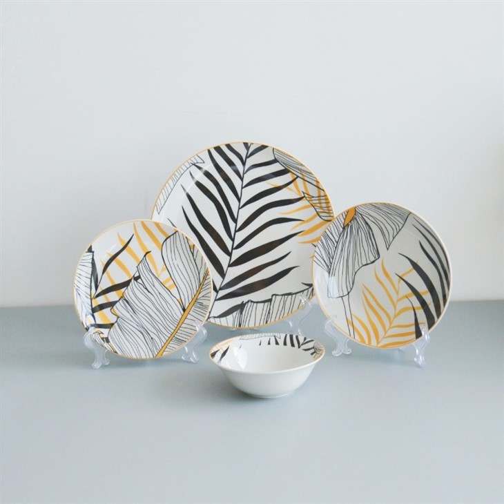 Set de tacâmuri ceramice 2