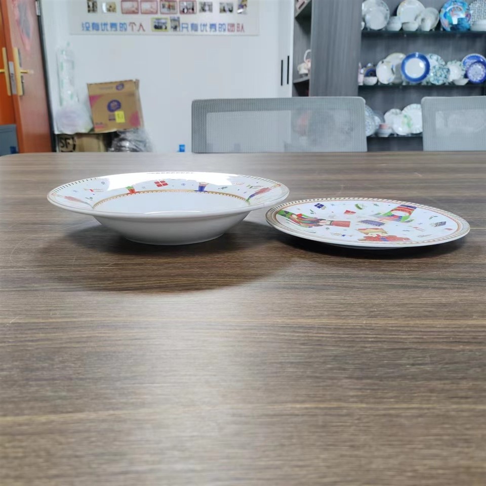 Christmas Applique Ceramic Set