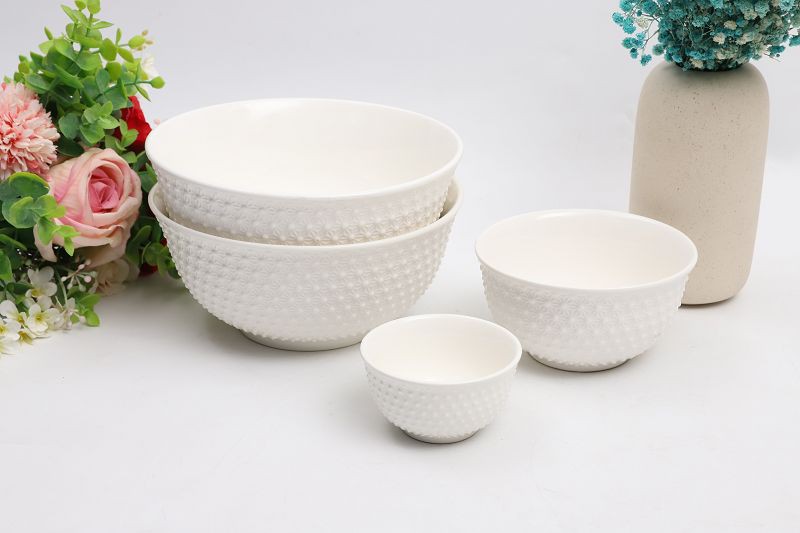 Bol din porțelan în relief