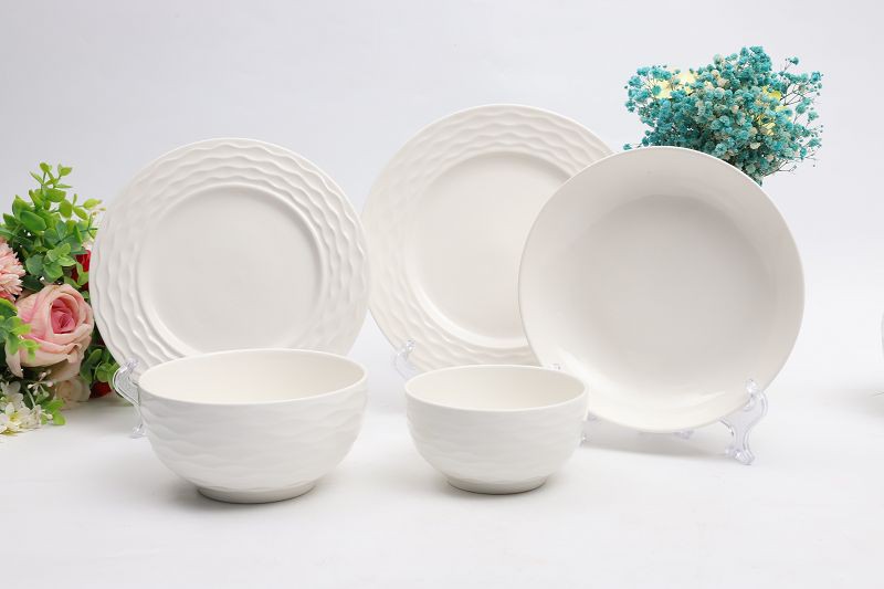 Seturi de vesela restaurant din ceramica