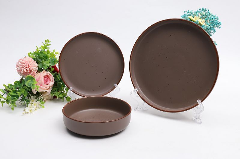 Set de vesela Yellowstone 12 buc